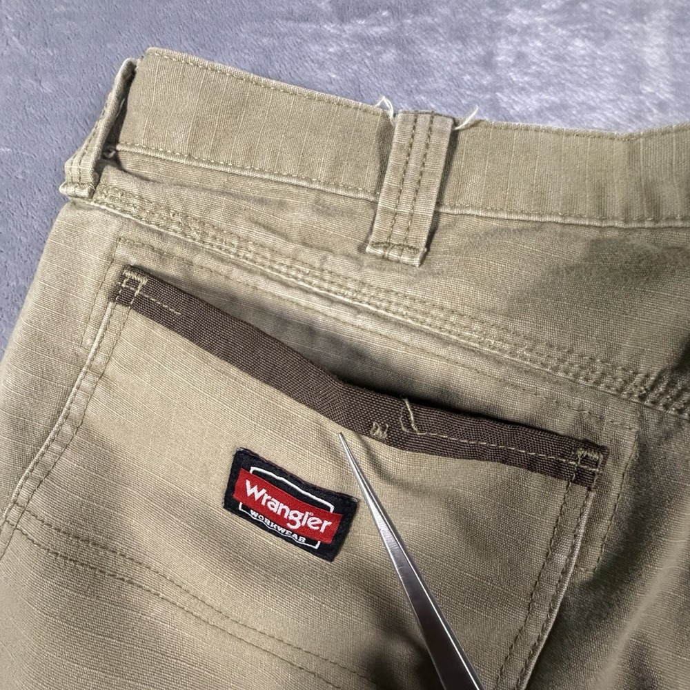 Wrangler Pants Men's 38x34 For 38x32 Khaki Ranger Cargo Workwear Double Knee - Picture 11 of 16